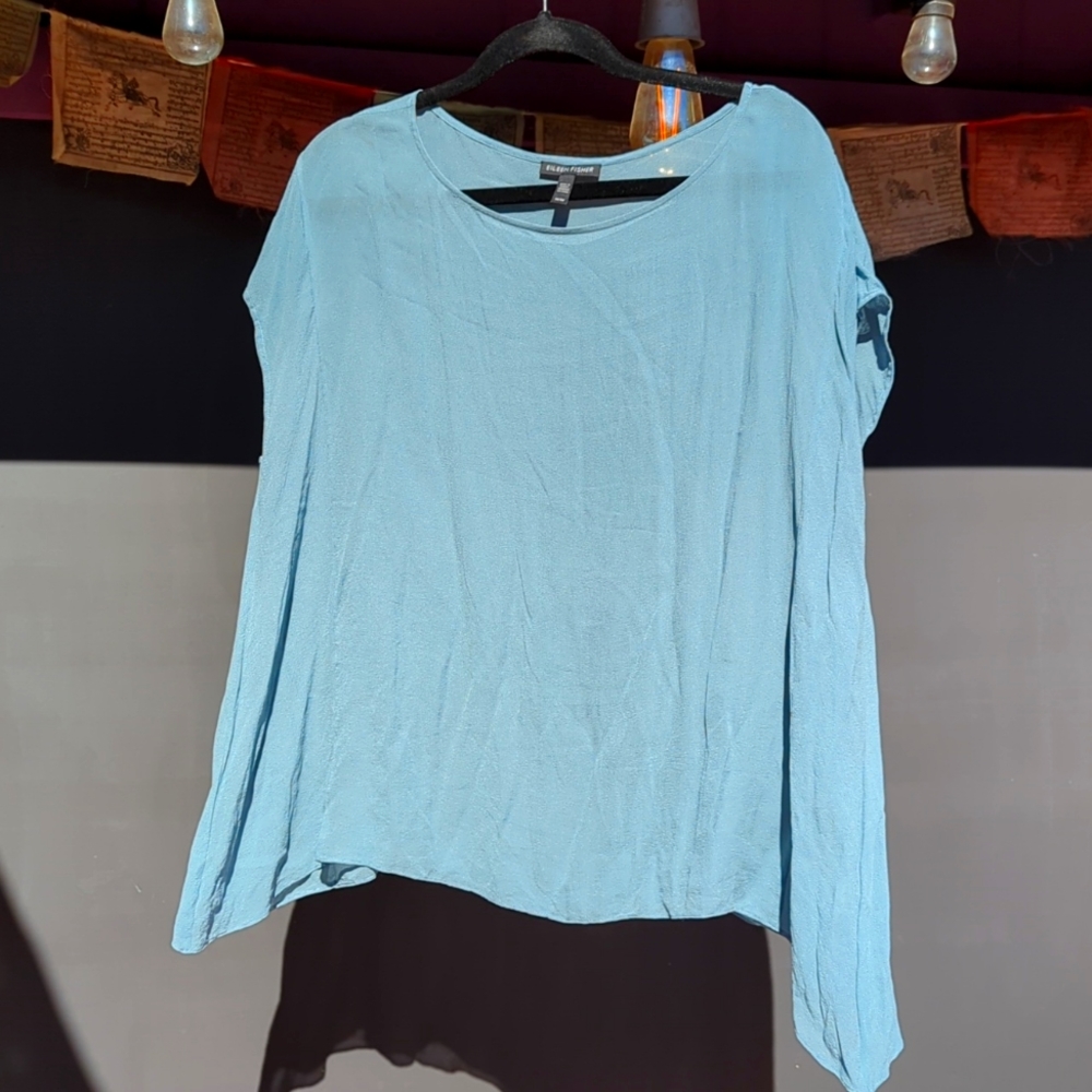 Gorgeous silk Eileen Fisher Top